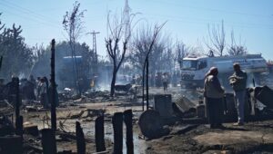 Adana’da işçilerin çadırları yandı