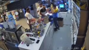 Ankara’da Akaryakıt İstasyonunda Darbe ankarada akaryakit istasyonunda darbe XlXU2w5r.jpg