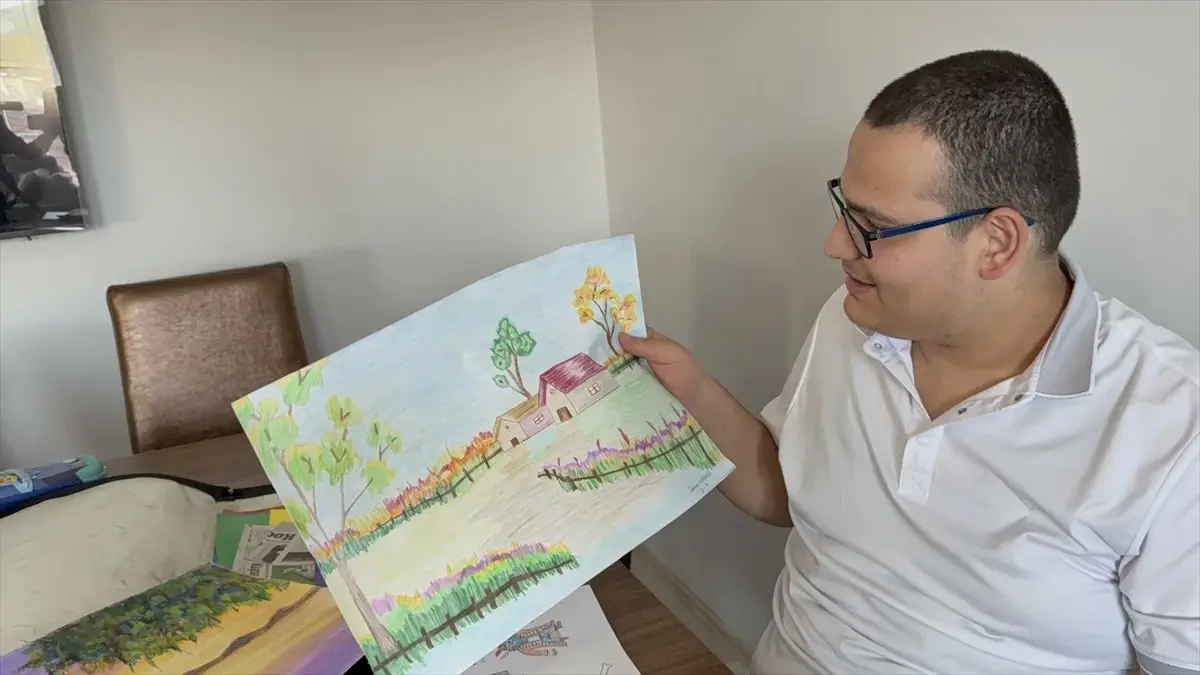 atipik otizmli osman karacanin resimle dolu hayali GhgEP7hd.jpg