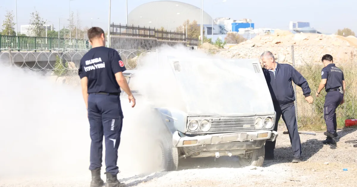 bursada otobus soforlerine yangin tatbikati RqLJ8Pkc.webp