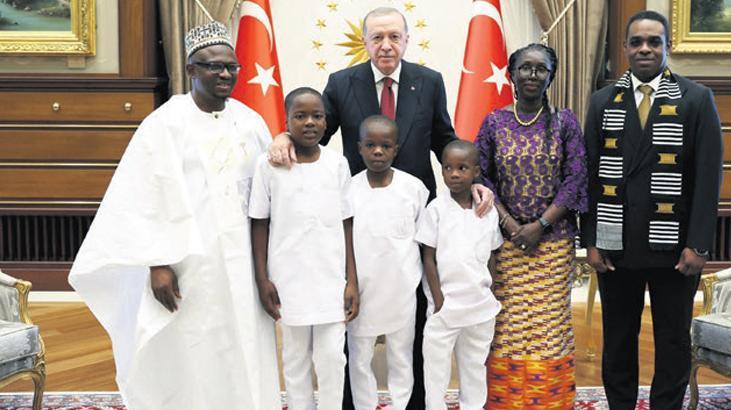 gana buyukelcisi yabanci degil universite egitimini turkiyede almis 3ytSifJ4.jpg