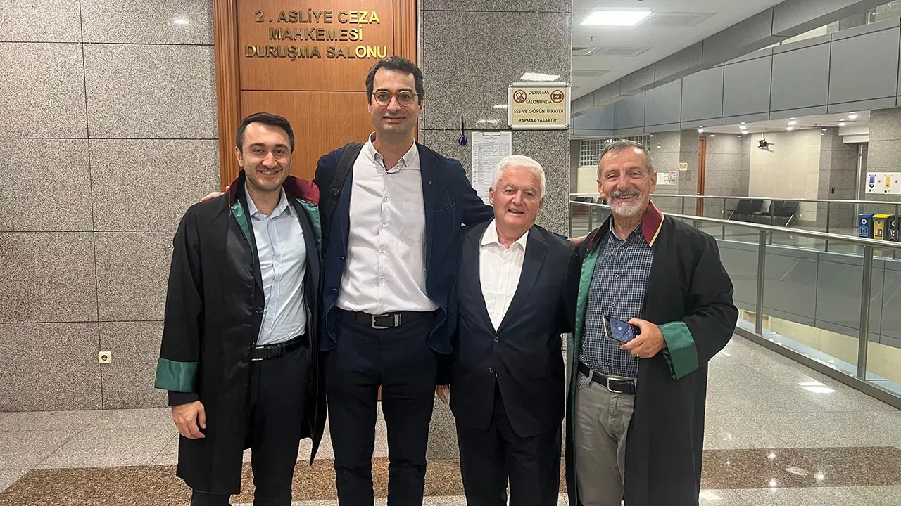 yazarimiz baris terkoglu ve emekli asker ahmet zeki ucoka acilan davada erteleme karari N1IBRmZy.jpg