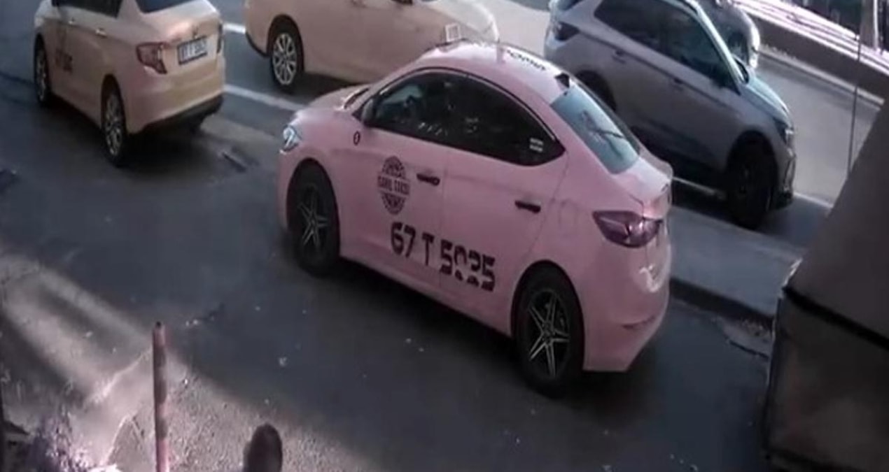Otomobilin yayaya çarptığı kaza kamerada