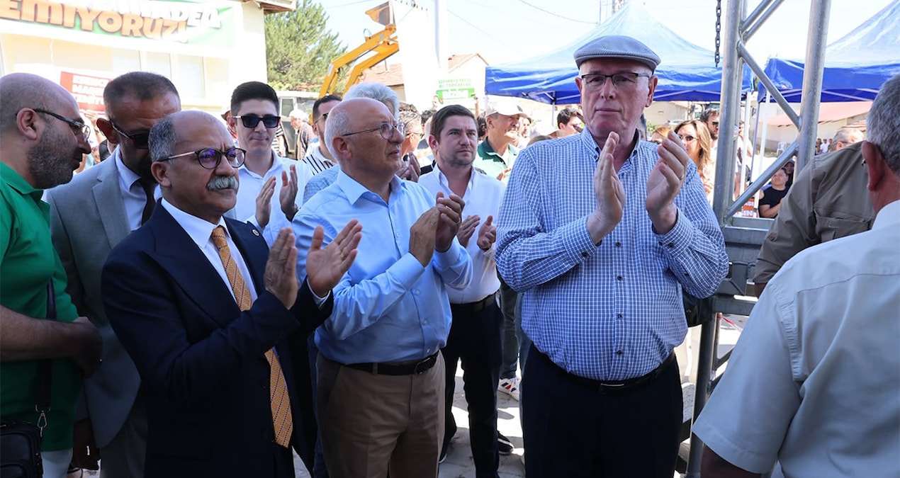 Chpden bir belediye baskani daha istifa etti yeni partiye katilacak DbPRcFRz